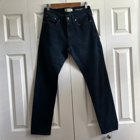 Madewell Other - Madewell Men’s Athletic Slim Dark Wash Jeans size 30x30